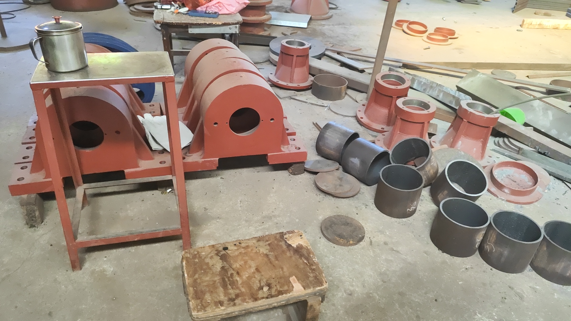 
醫(yī)院養(yǎng)老院選工業(yè)滾筒洗衣機(jī)，為何百家企業(yè)都信賴珠江洗滌源頭工廠？
